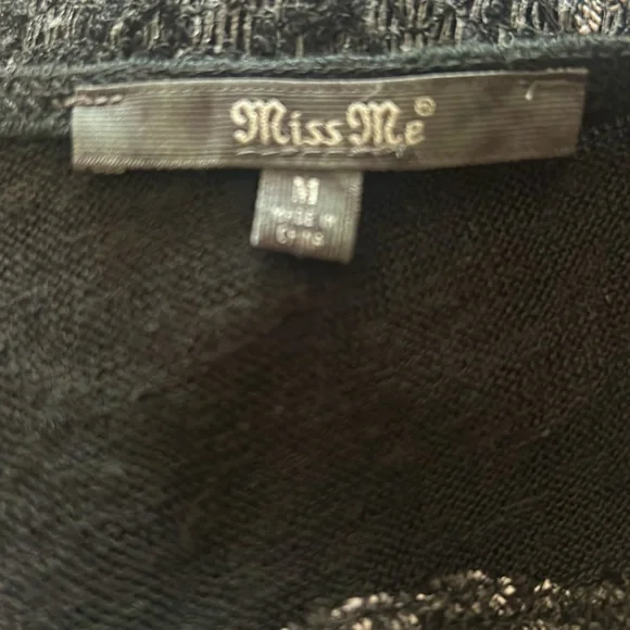 MISS ME BLINGY SWEATER⚜️Lightweight Black & Silver💎Hi-Low🖤Chevron Design on Back - Picture 7 of 10